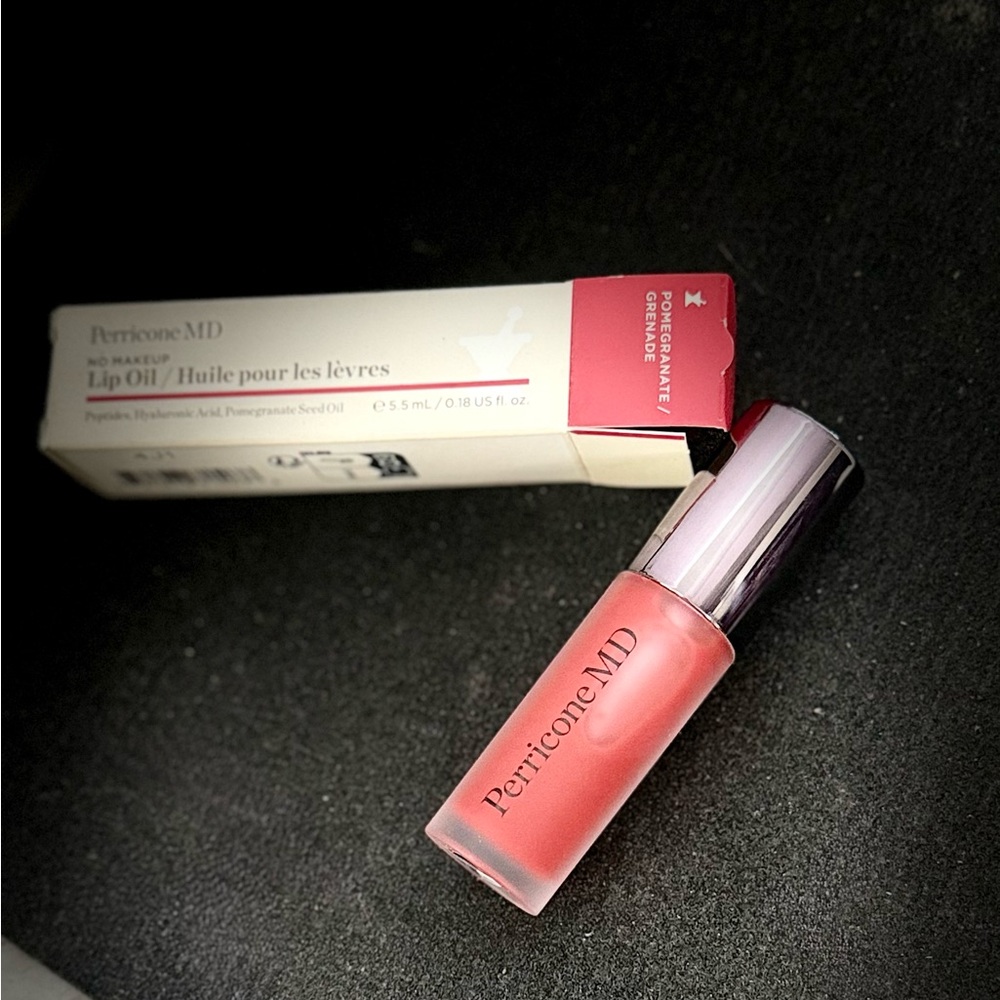 *NIB*PERRICONE MD No Makeup Lip Oil - Pomegranate, .18 fl oz.